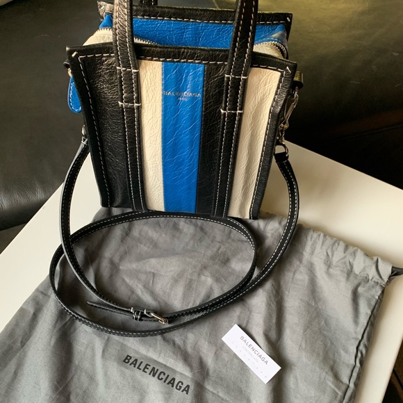 balenciaga bazar shopper xs